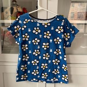Uniqlo girls 7-8T blue floral tee